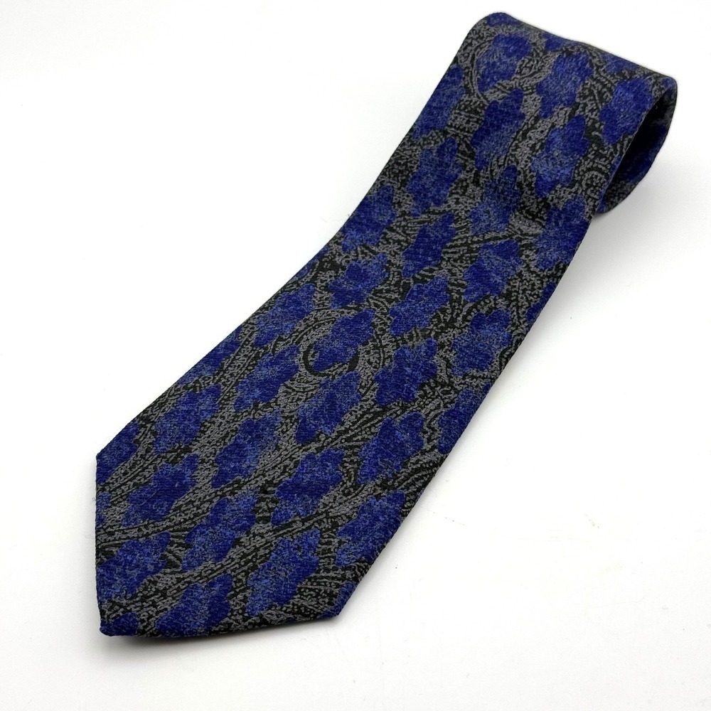 Neiman Marcus Mens Silk Tie Blue Grey Abstract Geometric Made in Italy 3 5/8"